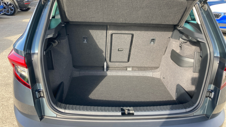 Skoda Karoq 1.5 TSI SE Technology 5dr Petrol Estate